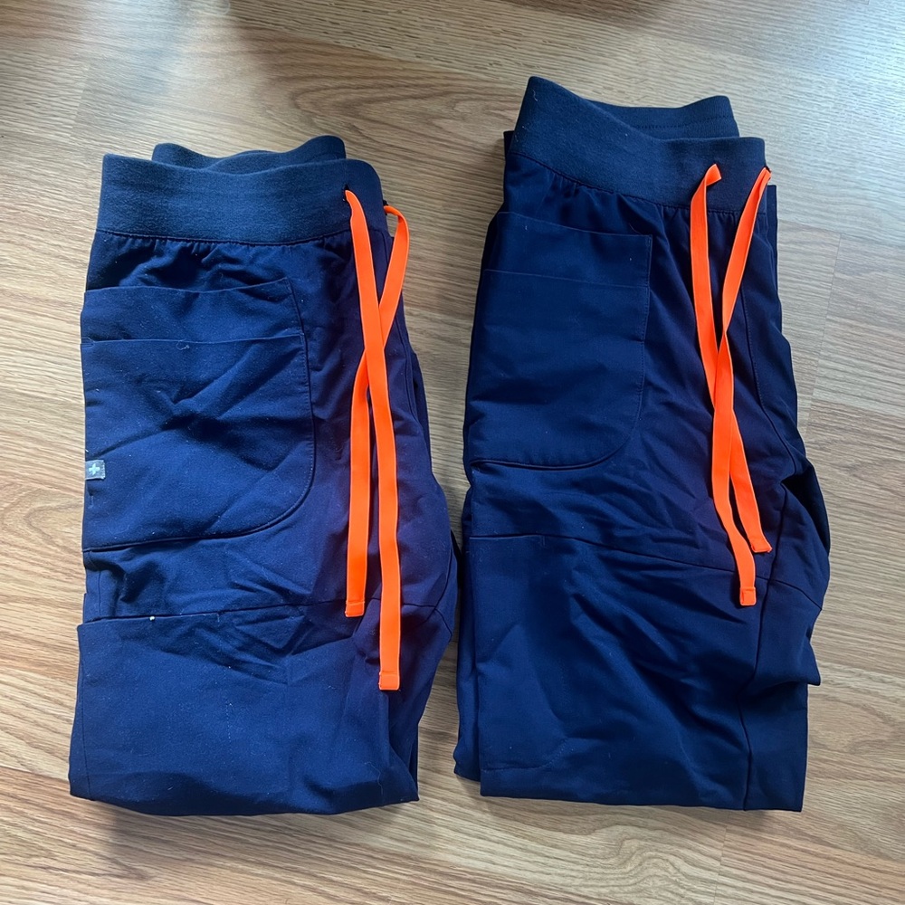 Figs Scrubs Small Petite Jogger 1 pair remaining